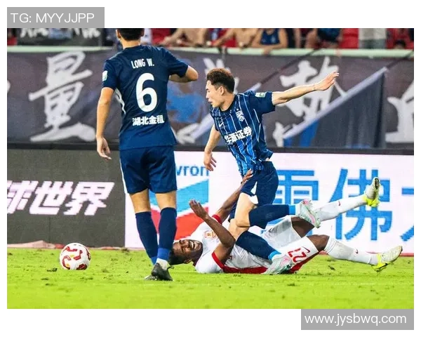 武汉足球队灵活战术解析与未来发展展望 武汉足球队灵活战术解析与未来发展展望