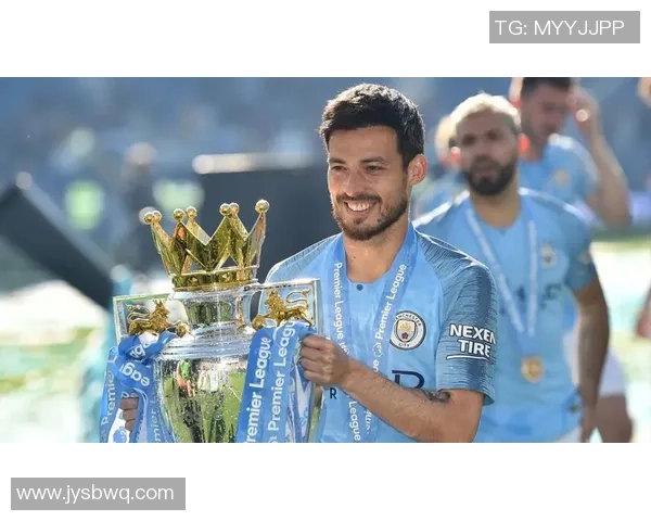 眼睛特别大的足球明星们如何用他们的魅力征服球场与粉丝的心